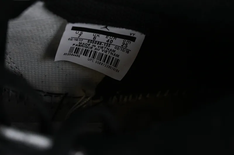 All categories Air Jordan Jordan series basketball shoes Air Jordan 1 High Air Jordan 1 Retro High "Clay Green" AJ1 Joe 1 six-time champion high-top basketball shoes 555088-135